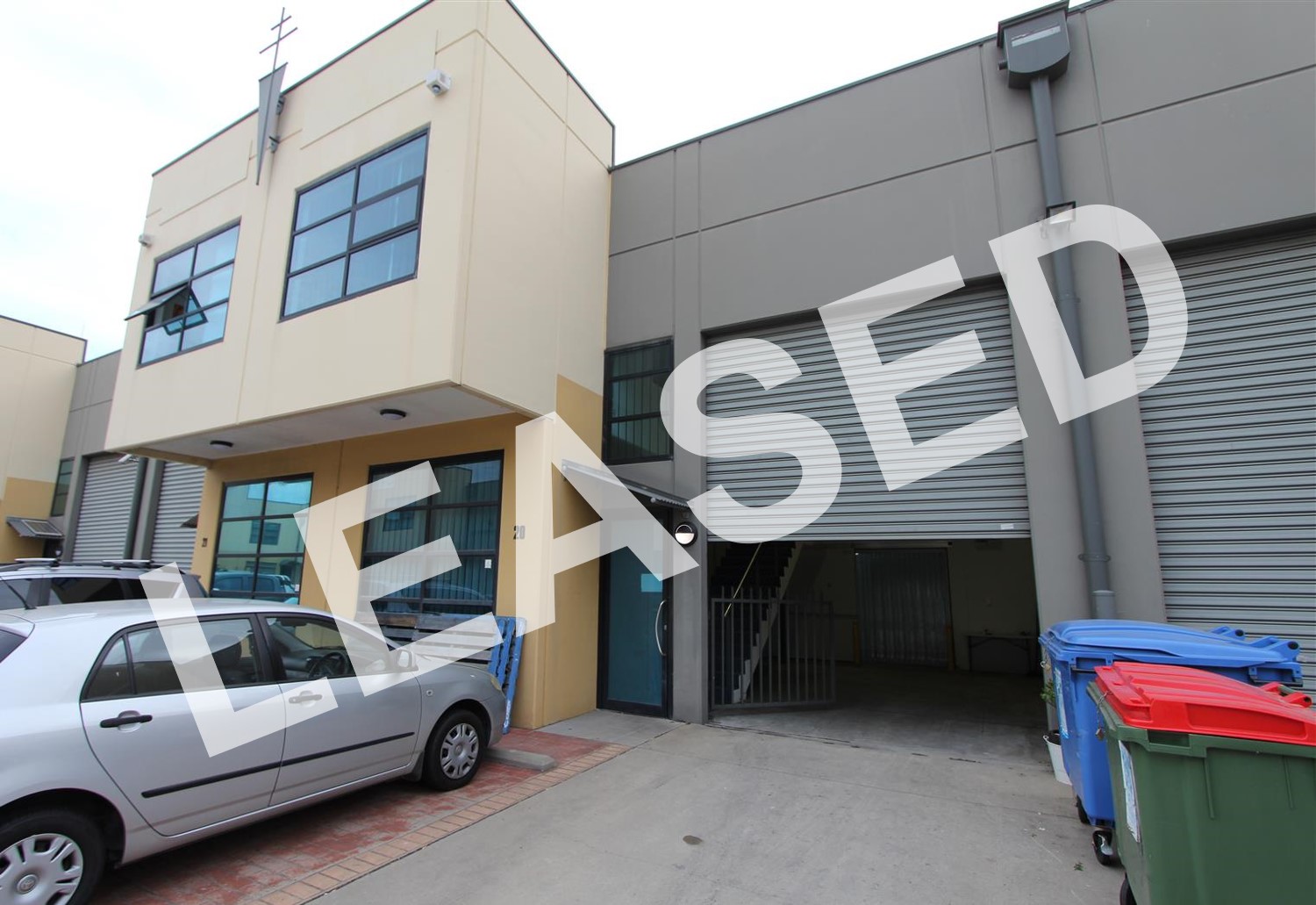 High clearance warehouse with coolroom available Commercial Property